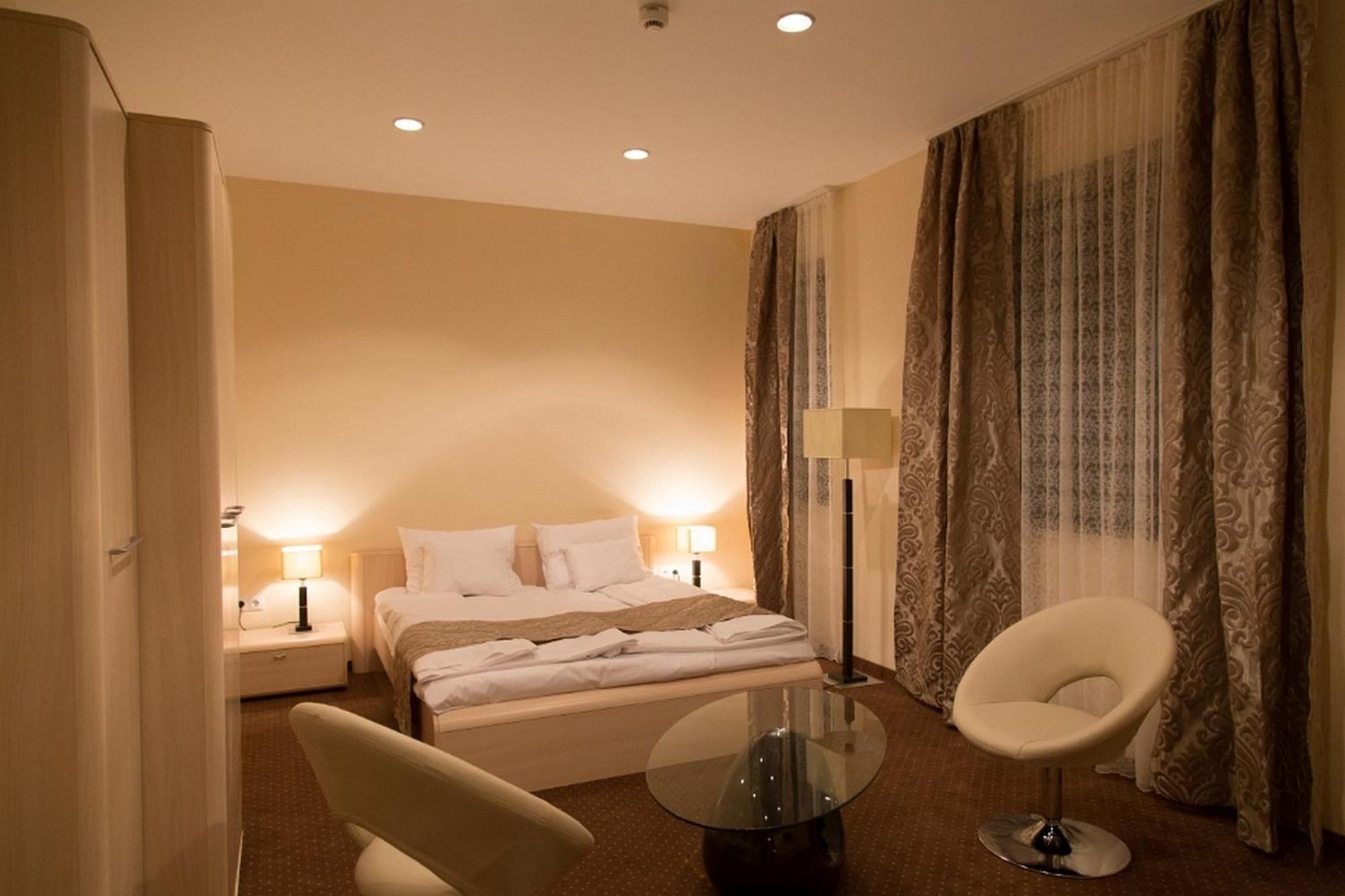 Hotel Brill Orosháza Pokoj fotografie